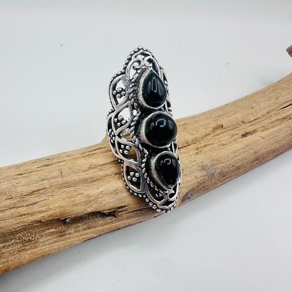 Black Onyx Sterling Silver Plated Ring Size 7 - Picture 5 of 5